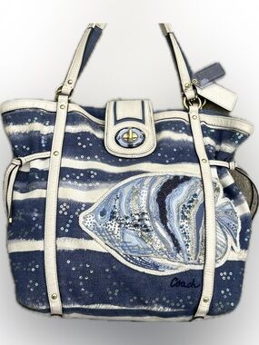 Vintage Coach Fish Appliqué cinched Tote Bag Blue Cream Turnlock Madison Aubrey
